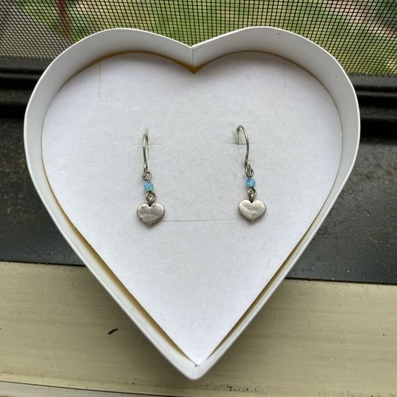 ✨HP✨Sterling silver heart and opal earrings - Picture 2 of 3